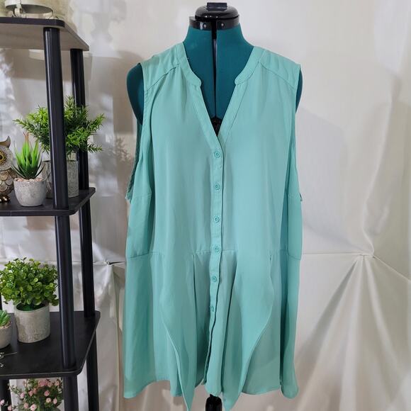 Torrid Peplum Georgette Button-Front Tie-Front Blouse - Size 3X - Picture 3 of 11